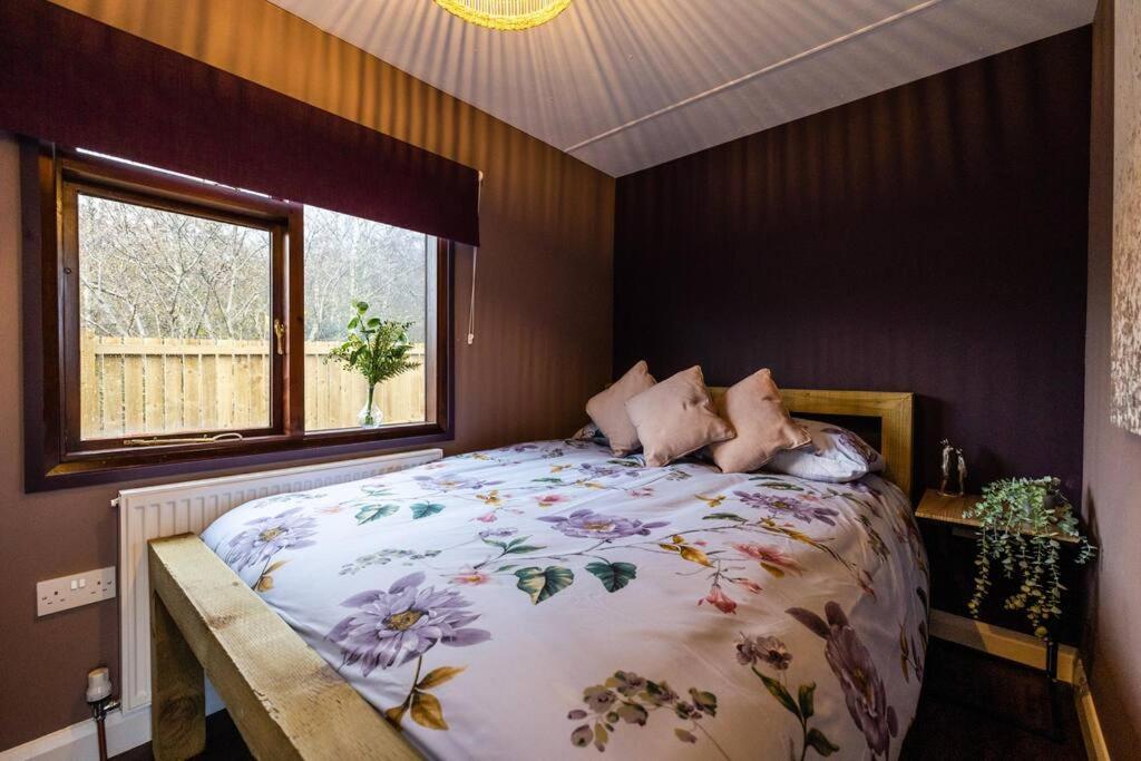 Hambleton The Woodland Lodge - Wood Fired Hot Tub And Firepit מראה חיצוני תמונה